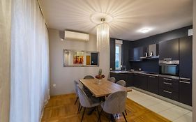 Apartment Haja